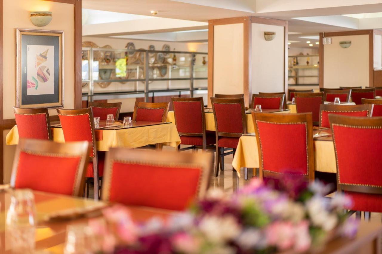 Hotel Esra And Family Suites Дидим Экстерьер фото