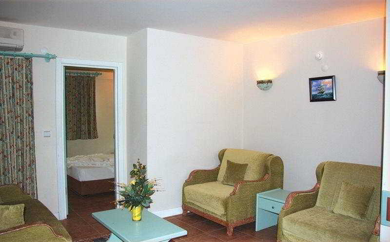 Hotel Esra And Family Suites Дидим Экстерьер фото