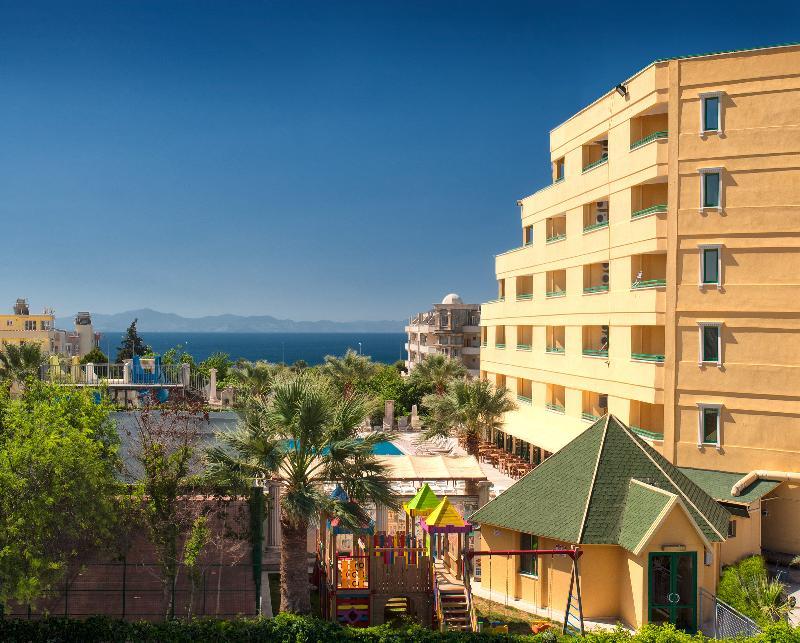 Hotel Esra And Family Suites Дидим Экстерьер фото